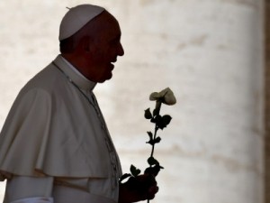 Papa Francisco conduzirá canonização de Madre Teresa de Calcutá neste domingo, 4