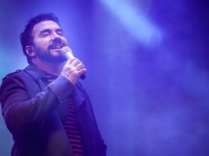 Parte da renda do show do padre Fábio de Melo será para as vítimas do desabamento do Edifício Andrea