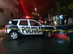 Passageira é morta e motorista de aplicativo é baleado de raspão em Fortaleza