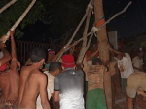 Pau de Bandeira, hoje a tarde no Brejinho, Estrela e Correntinho, em Barbalha