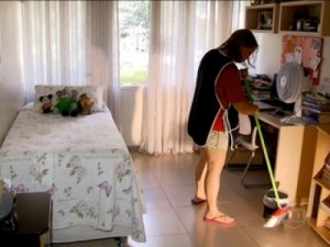 PEC das Domésticas completa 2 anos sem direitos regulamentados