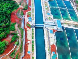 Pecém receberá megacargueiros com expansão do Canal do Panamá