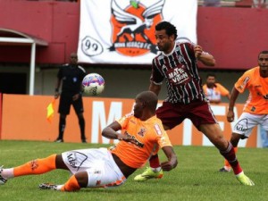 Permanência de Fred garante expansão de patrocínio ao Flu