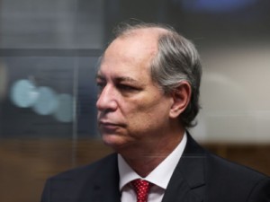 Petistas não descartam apoio à candidatura de Ciro Gomes para 2018