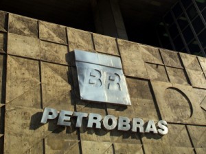 Petrobras tem lucro de R$ 6,64 bilhões no 3° trimestre