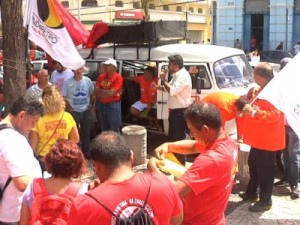 Petroleiros protestam no Centro de Fortaleza em defesa da Petrobras