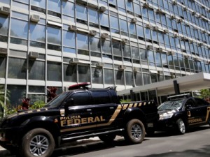 PF faz operação contra violação de voto e incitação ao homicídio