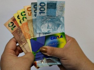 PIS/Pasep: Mais de 900 mil cearenses tem direito a sacar o abono