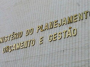 Planejamento autoriza venda de 239 imóveis da União
