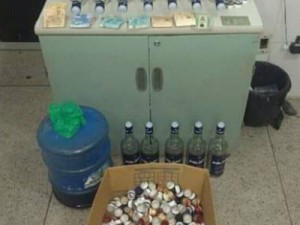 Polícia fecha “fábrica de whisky falso” e prende acusados em Barbalha