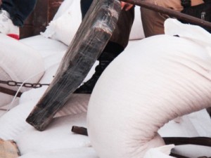 Polícia Federal apreende cerca de 10 toneladas de maconha em Itapecerica da Serra