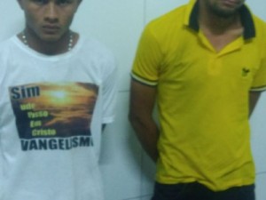 Polícia Militar prende trio com munição de Cal.12 e celulares tomados de assalto