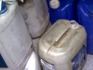 Polícia prende quadrilha que furtava combustíveis de caminhões tanque