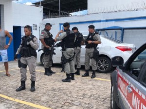 Policial militar é baleado em troca de tiros após assalto com reféns - PB
