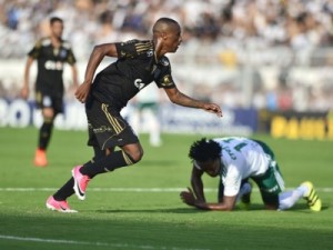 Ponte Preta atropela o Palmeiras e abre boa vantagem nas semifinais do Paulistão