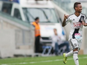 Ponte Preta vence o Atlético-PR e emplaca a quarta vitória seguida: 2 a 1