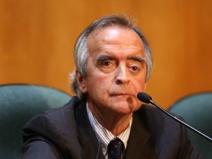 Por segurança, Nestor Cerveró é transferido de presídio para cela da PF