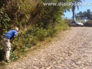 Prefeitura de Barbalha recupera estradas vicinais