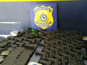 PRF apreende 55 pistolas importadas na Serra das Araras, em Piraí, RJ