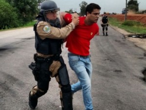 PRF prende 18 manifestantes em rodovias federais do RS