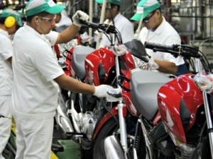 Produção de motos cai 32,2% em setembro, diz Abraciclo