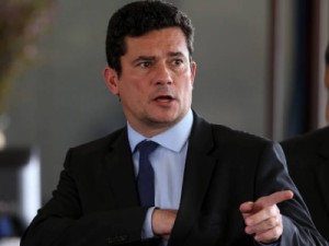 Projeto de Moro vai para 'banho-maria' até votação da Previdência