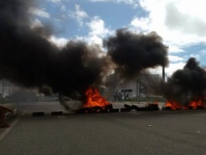 Protesto interdita trecho da BR-230 na Grande João Pessoa, diz PRF