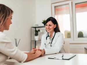 Punção de cisto mamário: Quando é necessária?