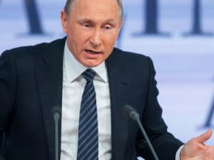 Putin diz que não concorda que força externa decida quem governa a Síria