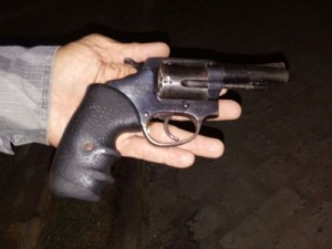 Quixadá-CE Polícia prende três passageiros e impede assalto a ônibus 