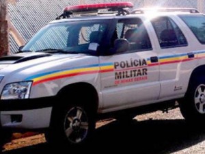 Recém-nascido em estado grave é encontrado em terreno de Paraguaçu, MG
