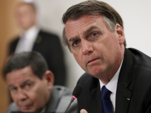 Reforma Tributária será apresentada após aprovação da reforma da Previdência, diz Bolsonaro