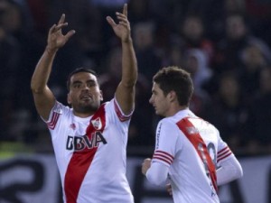 River Plate fura bloqueio do Guaraní e abre vantagem na semifinal