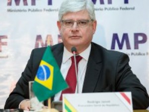 Rodrigo Janot e Joaquim Barbosa dizem que não vai ter golpe