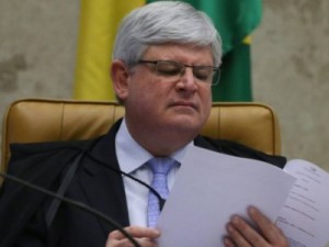 Rodrigo Janot pede ao Supremo inclusão de Temer em inquérito que investiga o PMDB