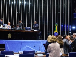 Sancionada sem vetos lei que autoriza uso da fosfoetanolamina