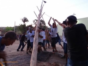 São Francisco: Festa de pau de bandeira no Coité e Venha Ver