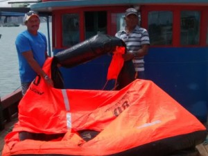 Seis dos oito náufragos resgatados recebem alta de UPA em Fortaleza