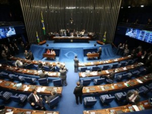 Senado aprova aumento do tempo de internação de menores em caso de crime hediondos