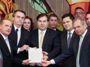 Senado prepara comissão para acompanhar reforma da Previdência