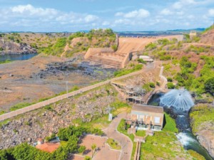 Sete anos após transbordar, Orós atinge 2º pior volume da história