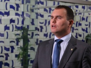 'Sistema prisional do Ceará é uma vergonha', diz Deputado Moses Rodrigues