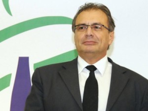 Sob tensão, CPI ouve delator que confirmou propina ao PT