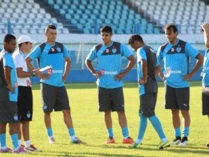 Sonhando com a ponta, Paysandu visita Santa Cruz para fruir de embalo