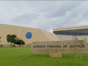 STJ autoriza inquéritos para investigar Pezão, Cabral e Tião Viana