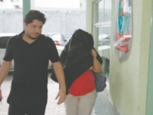 Suspeita de golpe milionário é presa no Meireles