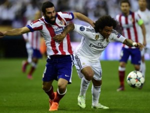 Técnico do Real define substituto de Marcelo para duelo na Champions