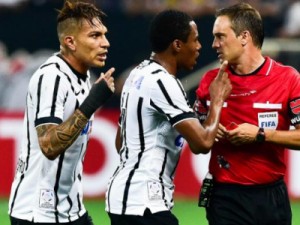 Timão ‘busca caminhos’ para diminuir punição da Conmebol a Guerrero