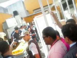 Tio de ex-presidiário é morto atingido por tiros logo após saída do presídio