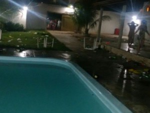 Tiroteio deixa um morto e oito feridos em casa de Juazeiro do Norte, no CE